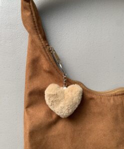 LLAVERO CORAZON MOSTAZA